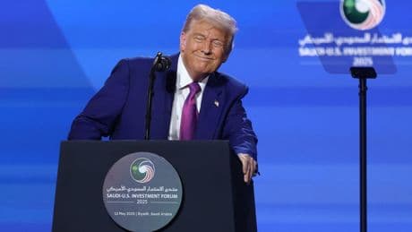 Trump orders end to Syria sanctions and offers olive branch to Iran in speech to Saudi oligarchs
