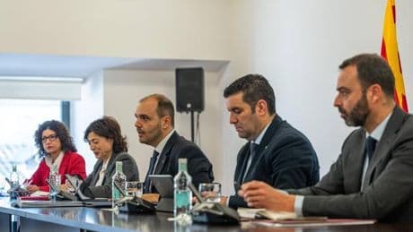 El Govern lanza un fondo extraordinario de unos 23 millones para dar aire financiero a los pequeños municipios