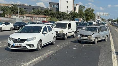 Silivri'de zincirleme kaza: 3 yaralı