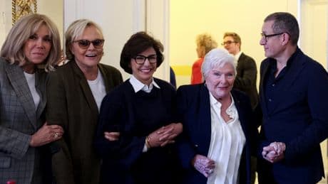 Des milliers de partitions, 100.000 lettres... Line Renaud fait don de ses archives à l'État
