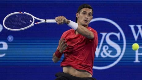 Opmerkelijke opmars tennisser Atmane: Fransman treft Sinner in halve finales