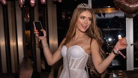 Sie soll sich auf Party geprügelt haben - Influencerin Joya Theresa droht Knast!