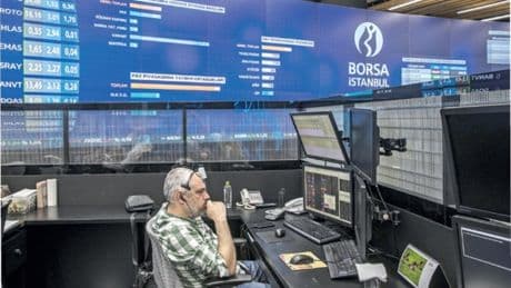 Siyasi belirsizlik piyasada alarm veriyor