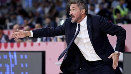 Chi è Gianmarco Pozzecco, coach dimissionario dell'Italbasket