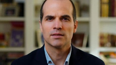 Álvaro Villanueva, autor del libro &#039;Cartas a Alvarete&#039;: &quot;Es posible ser feliz incluso en la adversidad&quot;