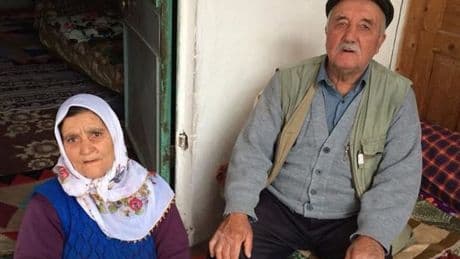 Sivas'ta kendilerinden haber alınamayan yaşlı çift, köy kırsalında ölü bulundu