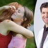 Hoe weet je of je stinkt? En wat doe je eraan? Expert: “Deodorant kan het probleem soms verergeren”