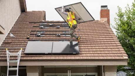 Letters to the Editor: It's 'not right' for California to go back on credits promised to rooftop solar owners