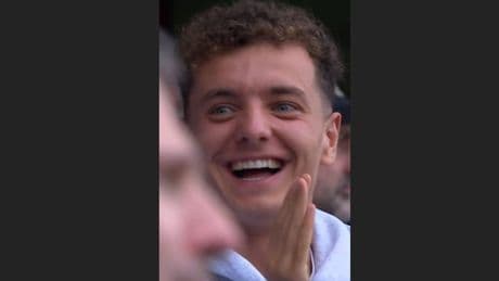 Besuch bei der Ex - Bundesliga-Star jubelt für anderen Klub