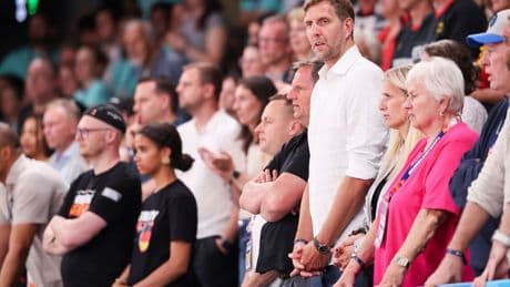 Basketball-EM der Frauen: Nowitzki jubelt mit: Sieg für Basketballerinnen zum EM-Start