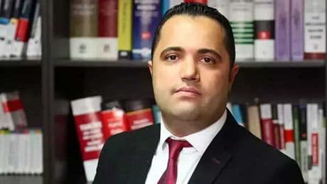 Rezan Epözdemir kendisinden şikayetçi olan ismi açıkladı: ‘Soruşturmalardan birinin dayanağı bu ahlaksız müfterinin beyanlarıdır’