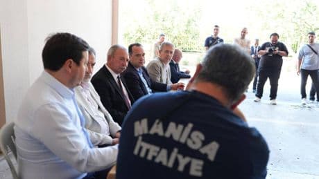 Başkan’dan itfaiyecilere: “ Bir Manisalı olarak sizlere teşekkür ediyorum”