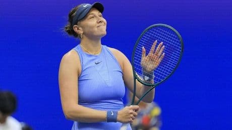 Anisimova se venga del 6-0, 6-0 de Swiatek en Wimbledon