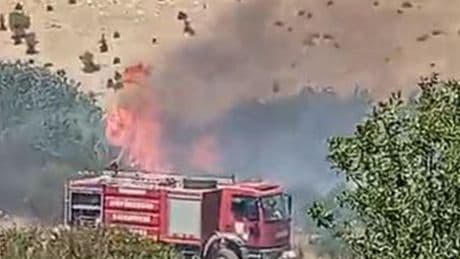 Mardin'de çıkan örtü yangını, 3 saatte söndürüldü