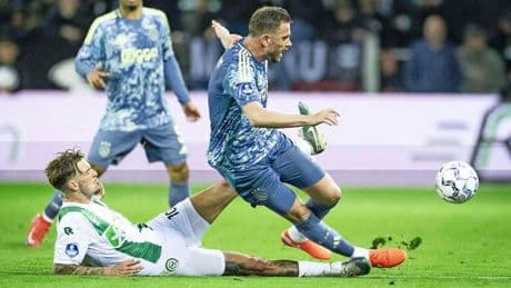 Luciano Valente (FC Groningen) hoopt op clementie na rode kaart tegen Ajax: ’Jordan Henderson was erg verbaasd’