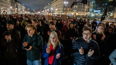 Allemagne : au SPD, le malaise des militants après le contrat de gouvernement signé avec la CDU-CSU