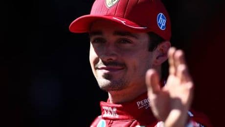 Il nuovo fondo funziona. E la Ferrari è in prima fila con Leclerc