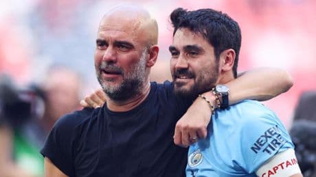 Guardiola se 'carga' a Gündogan y un grande Italia va a por él