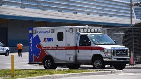 États-Unis: un petit avion s'écrase en pleine ville en Floride