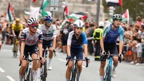 ¿Por qué Israel corre La Vuelta y no estuvo en la Clásica de San Sebastián? Estos son los motivos