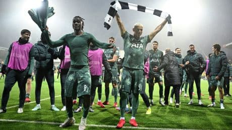 Europa League final: Tottenham have no fear of Manchester United, says Micky van de Ven