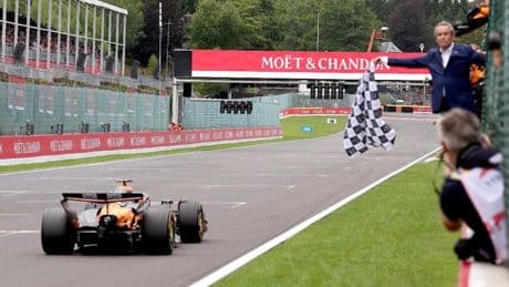 Clasificación final del GP de Bélgica de F1, con Alonso (17º) y Sainz (18º) fuera de los puntos