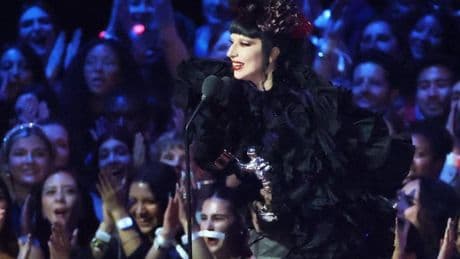 Lady Gaga supera a Taylor Swift y Beyoncé en los MTV Video Music Awards