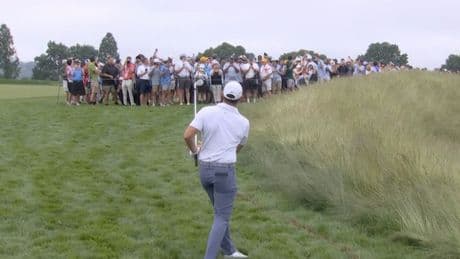 Rory McIlroy fires shot over heads of fans at US Open as wowed commentator says 'this is not safe'