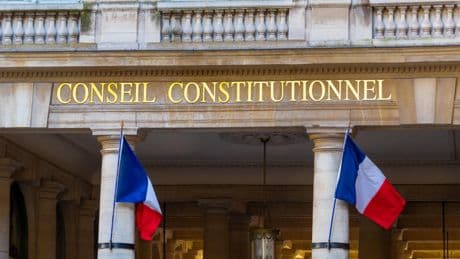 Mayotte : les nouvelles restrictions au droit du sol largement validées par le Conseil constitutionnel