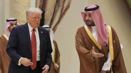 Trump schläft offenbar bei Staatsbesuch in Saudi-Arabien ein