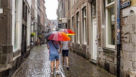 Zomerweer ver te zoeken de komende dagen: wisselvallig en koel voor tijd van het jaar