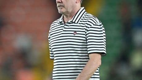 Beşiktaş'ta 2 ayrılık kararı!