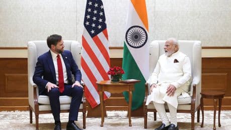 Konflikt zwischen Atommächten: Indien und Pakistan lassen Waffen schweigen