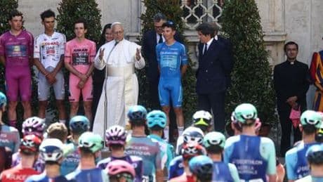 Giro d'Italia: Simon Yates gewinnt 108. Italien-Rundfahrt