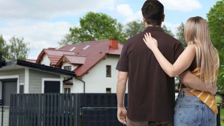 Ils achètent une maison dont la cheminée est visiblement fissurée: l’agent immobilier doit les indemniser