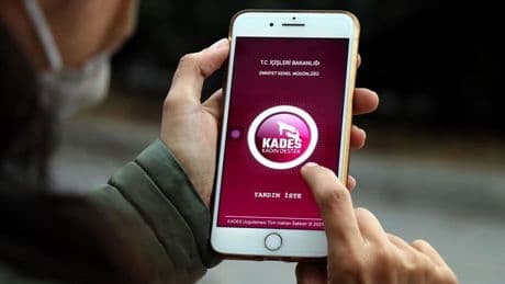 KADES'e ihbarda bulundu: Polislerden kendisini evine götürmelerini istedi