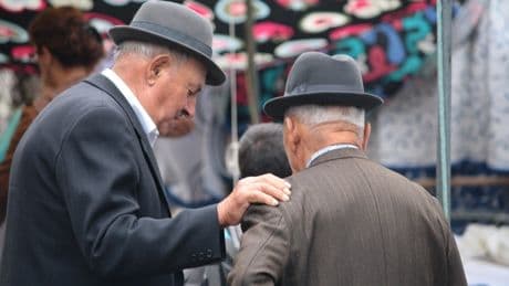 Terremoto en las pensiones: la Seguridad Social suspenderá la jubilación y reclamará el dinero si haces esto
