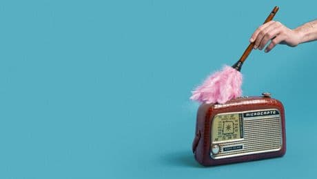 « Machine arrière #1 : le radio-transistor » : la Cité des sciences remonte le temps avec cet objet du quotidien