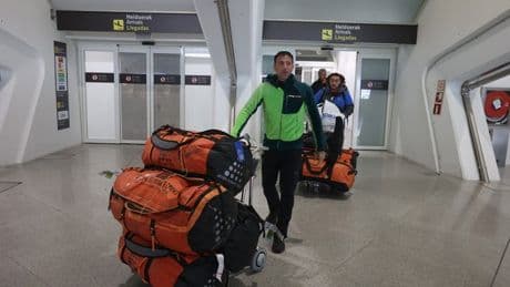 Alex Txikon: «Esto todavía no se ha acabado»