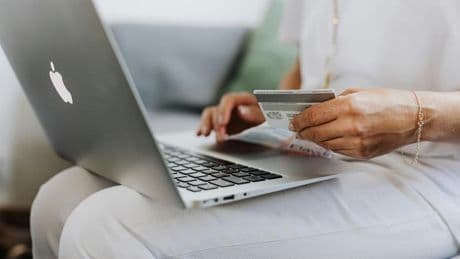 French Days, 25 ans d'Amazon... En cette période de promotions, comment faire de bonnes affaires?