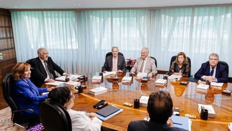 El Constitucional avala la ley de amnistía por seis votos frente a cuatro
