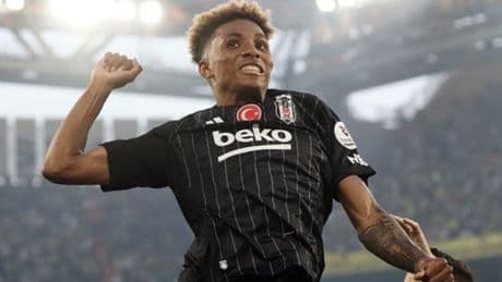 Gedson parlamaya devam ediyor!