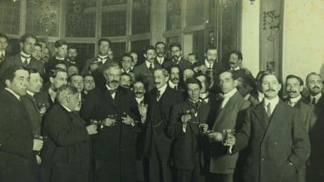 Homenaje al Rusiñol recién triunfador en Buenos Aires