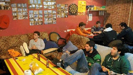 Por qué la juventud vasca pasa de encerrarse en la lonja