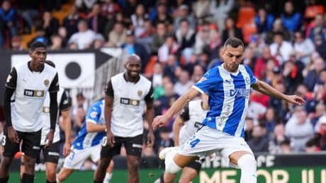 Horario y dónde ver por TV el Alavés - Valencia de LaLiga EA Sports