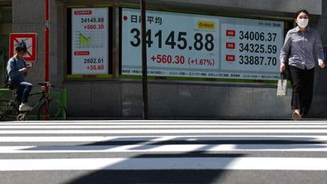 Les Bourses européennes ouvrent en baisse, les places chinoises terminent dans le rouge