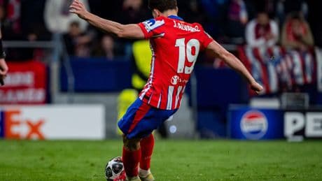 La FIFA reacciona al polémico penalti de Julián Álvarez e incorpora un chip al balón para el Mundial de Clubes