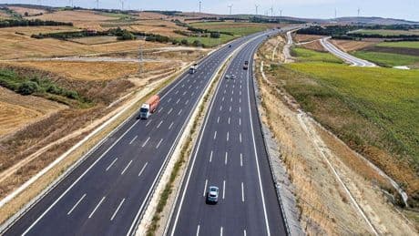 Bakan Uraloğlu müjdeyi verdi 2028'de tamamlanıyor! Seyahat süresi 10 dakika azalacak