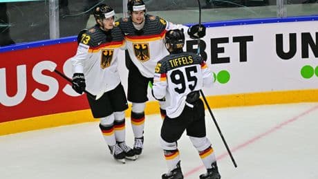 Eishockey-WM: Stützle-Vorlagen und Loch im Eis: DEB auf Viertelfinalkurs