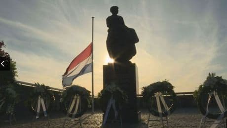 Urk gaat op begraafplaatsen op zoek naar vermiste vissers